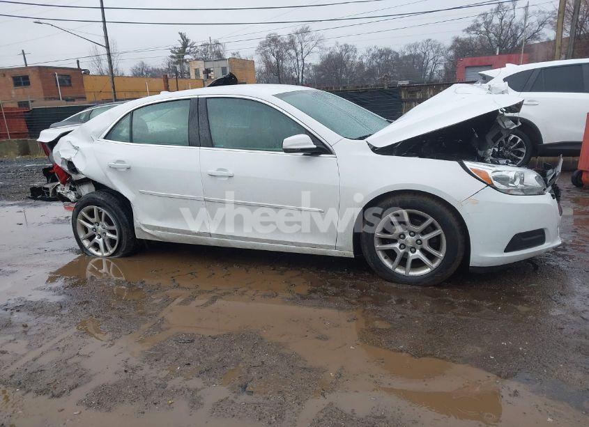 Photo 13 of 2014 Chevrolet Malibu 1LT (VIN 1G11C5SL0EF118935)
