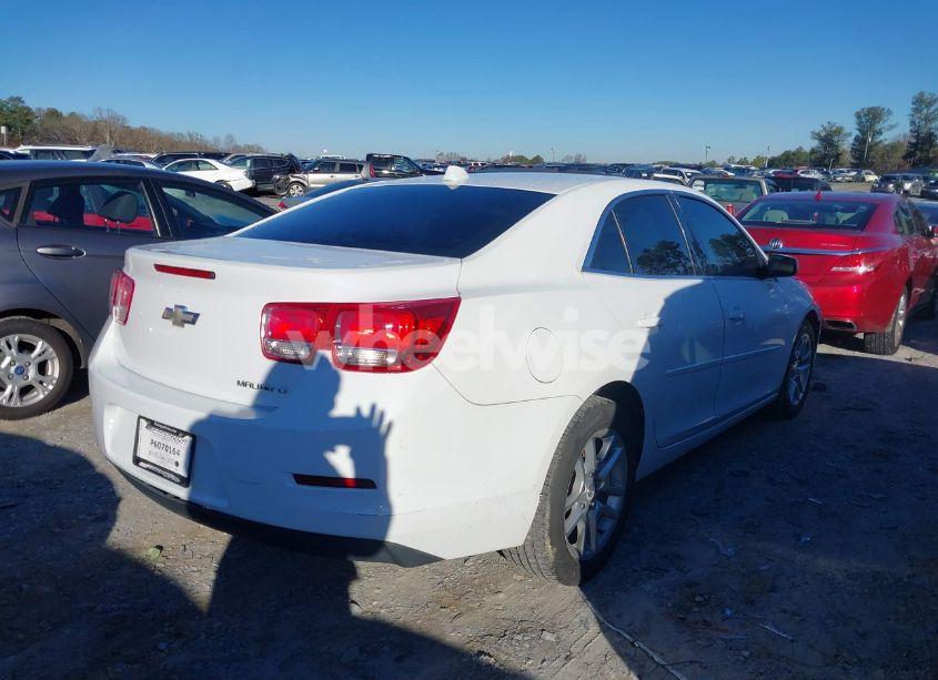 Photo 4 of 2014 Chevrolet Malibu 1LT (VIN 1G11C5SL0EF151658)