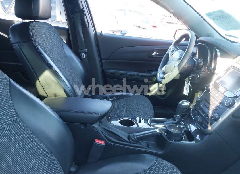 Photo 5 of 2014 Chevrolet Malibu 1LT (VIN 1G11C5SL0EF151658)