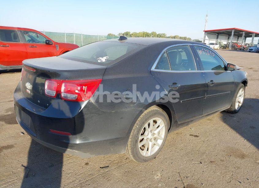 Photo 4 of 2014 Chevrolet Malibu 1LT (VIN 1G11C5SL0EF184384)