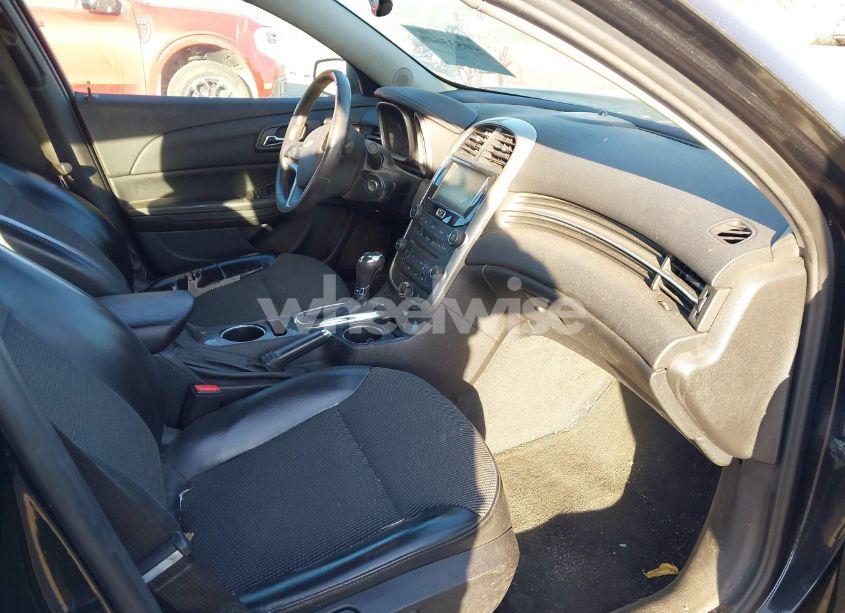 Photo 5 of 2014 Chevrolet Malibu 1LT (VIN 1G11C5SL0EF184384)