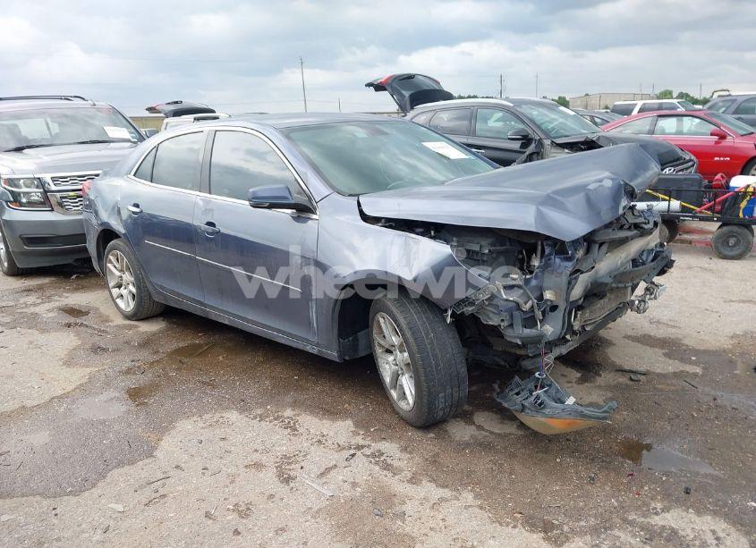 2014 Chevrolet Malibu 1LT (VIN 1G11C5SL0EF210451) main photo
