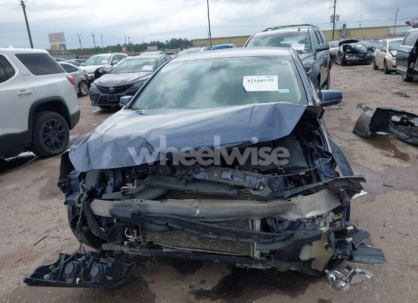 Photo 13 of 2014 Chevrolet Malibu 1LT (VIN 1G11C5SL0EF210451)
