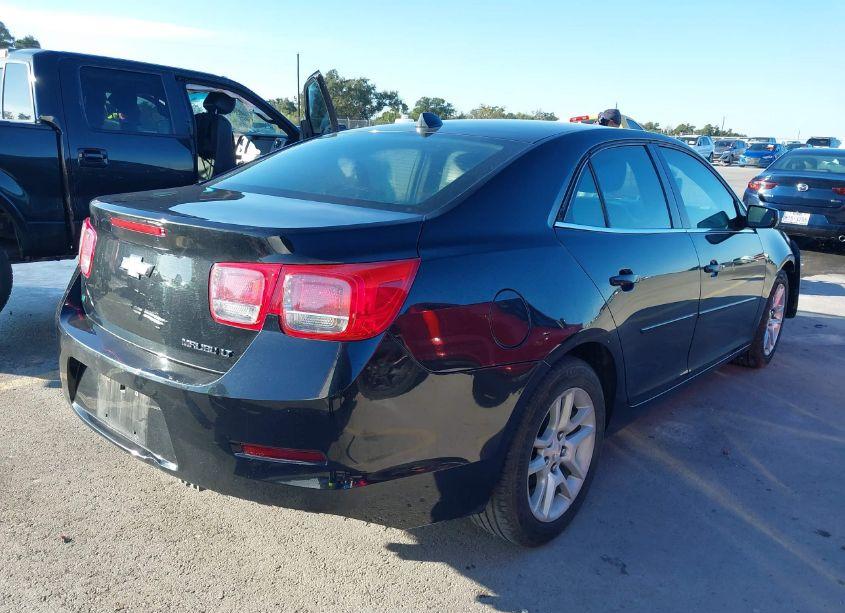 Photo 4 of 2014 Chevrolet Malibu 1LT (VIN 1G11C5SL0EF242302)