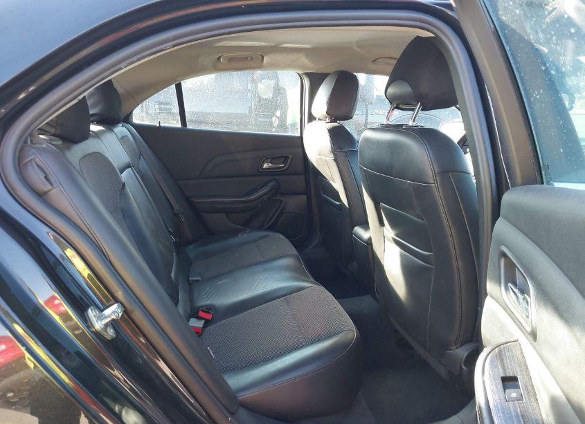 Photo 8 of 2014 Chevrolet Malibu 1LT (VIN 1G11C5SL0EF242302)