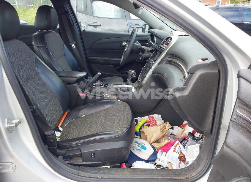 Photo 5 of 2014 Chevrolet Malibu 1LT (VIN 1G11C5SL0EF263411)
