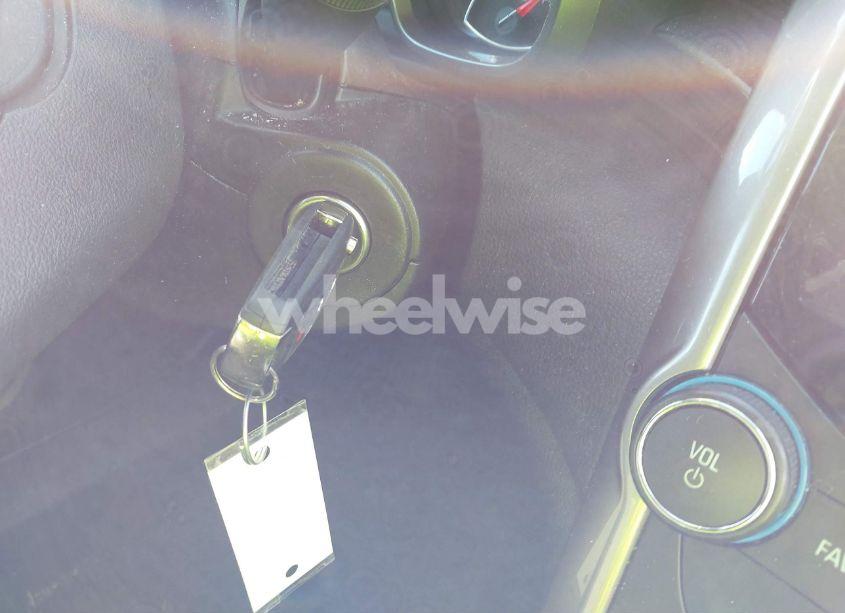 Photo 11 of 2014 Chevrolet Malibu 1LT (VIN 1G11C5SL0EF303471)