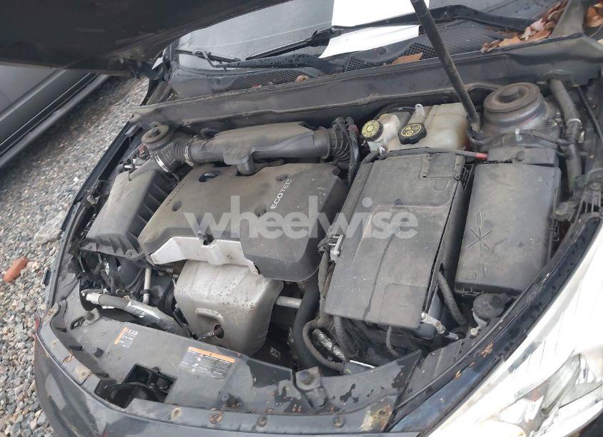 Photo 10 of 2015 Chevrolet Malibu 1LT (VIN 1G11C5SL0FF100162)