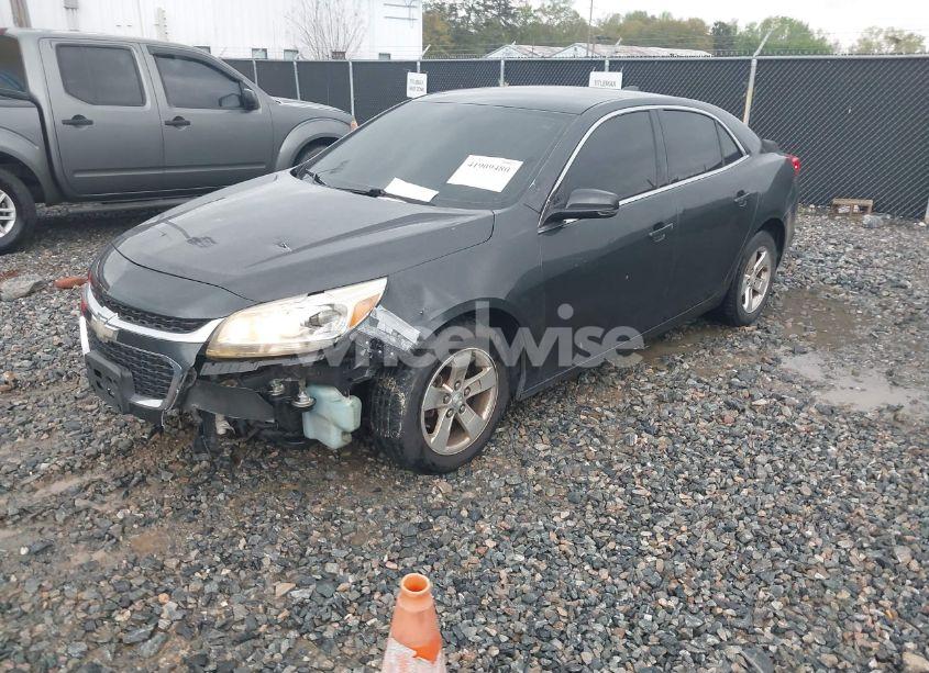 Photo 2 of 2015 Chevrolet Malibu 1LT (VIN 1G11C5SL0FF100162)