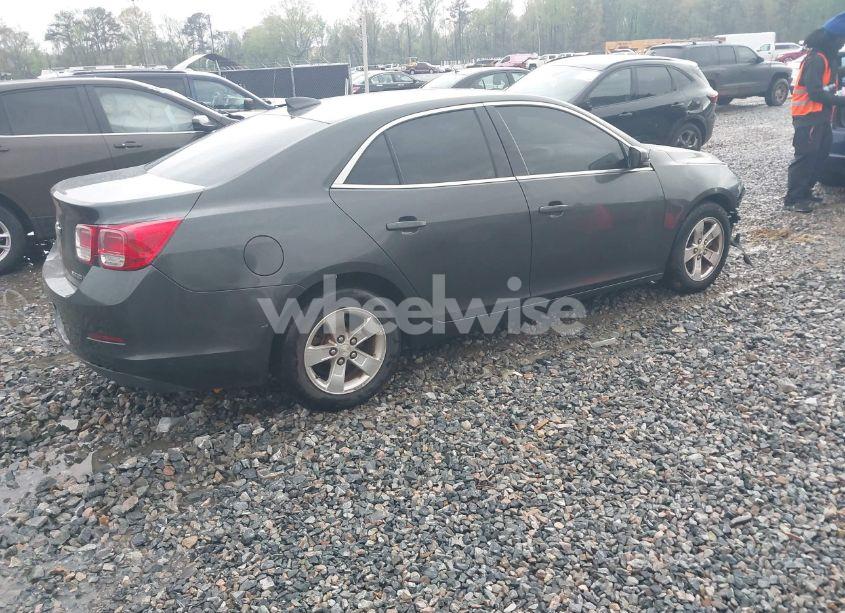 Photo 4 of 2015 Chevrolet Malibu 1LT (VIN 1G11C5SL0FF100162)