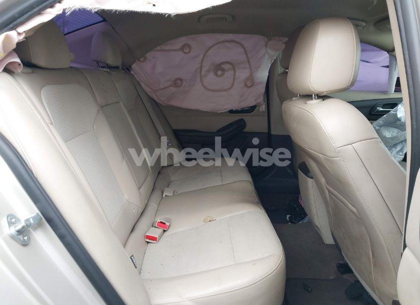 Photo 8 of 2015 Chevrolet Malibu 1LT (VIN 1G11C5SL0FF102235)