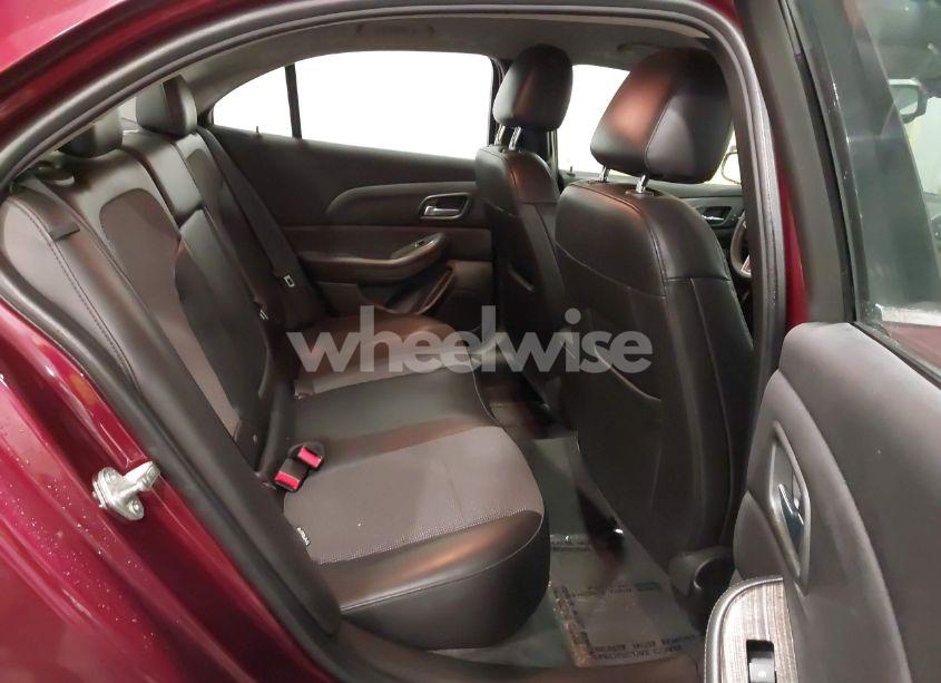 Photo 8 of 2015 Chevrolet Malibu 1LT (VIN 1G11C5SL0FF110111)
