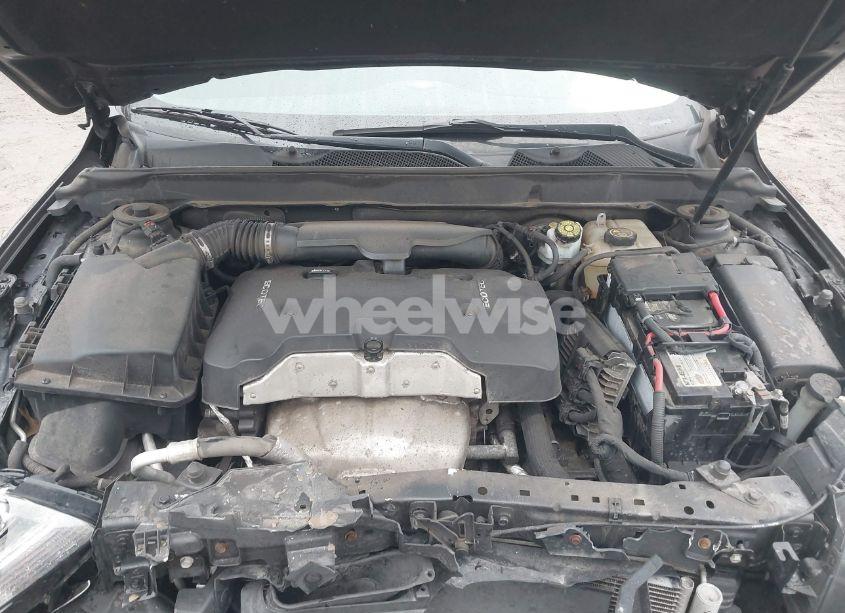 Photo 10 of 2015 Chevrolet Malibu 1LT (VIN 1G11C5SL0FF119522)