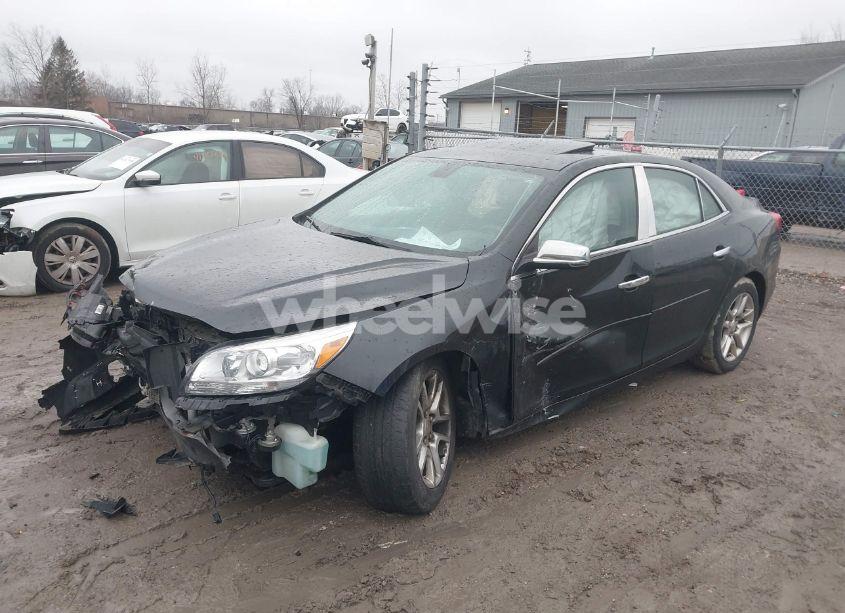 Photo 2 of 2015 Chevrolet Malibu 1LT (VIN 1G11C5SL0FF119522)
