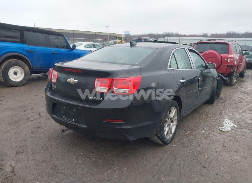 Photo 4 of 2015 Chevrolet Malibu 1LT (VIN 1G11C5SL0FF119522)