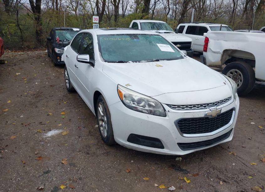 2015 Chevrolet Malibu 1LT (VIN 1G11C5SL0FF124008) main photo