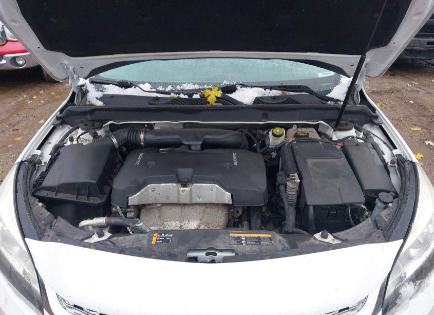 Photo 10 of 2015 Chevrolet Malibu 1LT (VIN 1G11C5SL0FF124008)