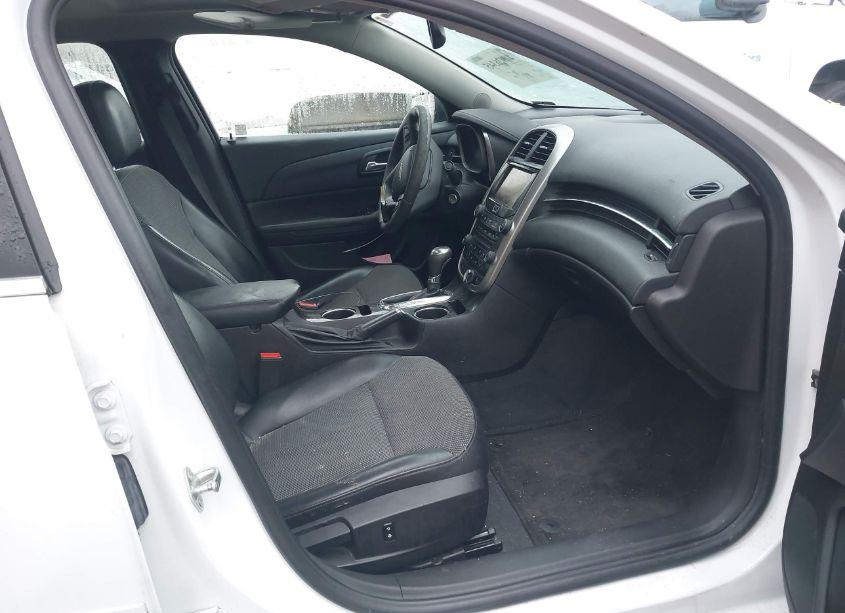Photo 5 of 2015 Chevrolet Malibu 1LT (VIN 1G11C5SL0FF124008)