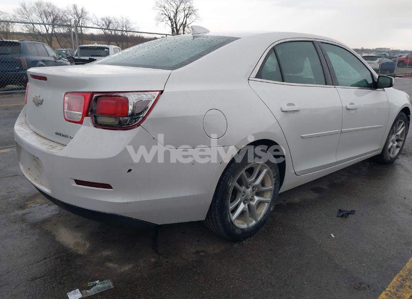 Photo 4 of 2015 Chevrolet Malibu 1LT (VIN 1G11C5SL0FF149667)