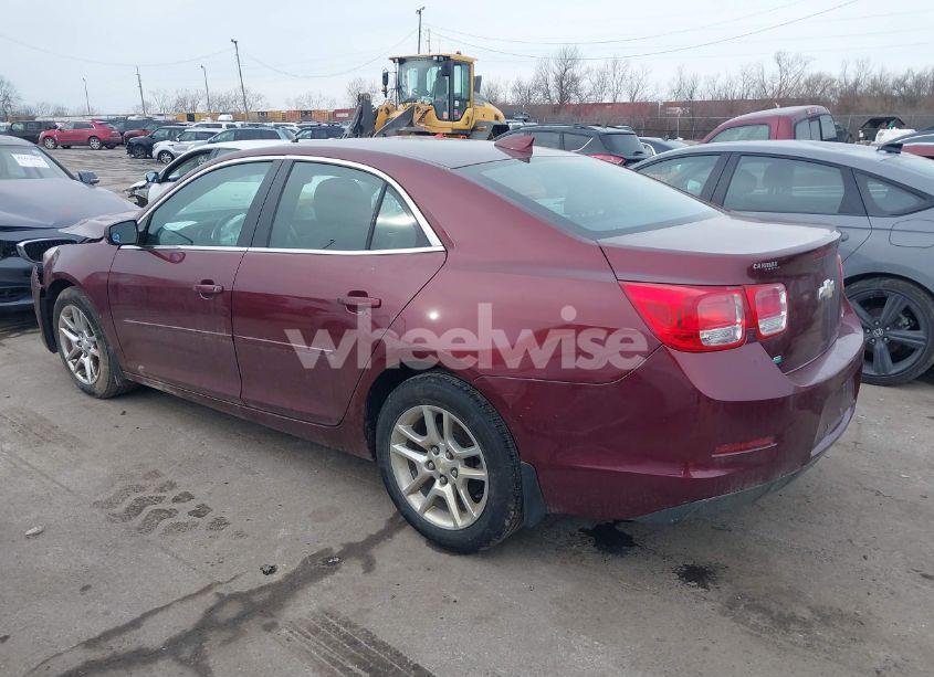Photo 3 of 2015 Chevrolet Malibu 1LT (VIN 1G11C5SL0FF168977)