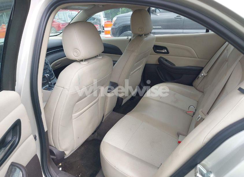 Photo 8 of 2015 Chevrolet Malibu 1LT (VIN 1G11C5SL0FF176612)