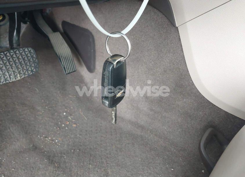 Photo 11 of 2015 Chevrolet Malibu 1LT (VIN 1G11C5SL0FF190400)