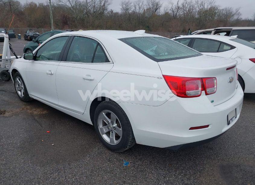 Photo 3 of 2015 Chevrolet Malibu 1LT (VIN 1G11C5SL0FF190400)