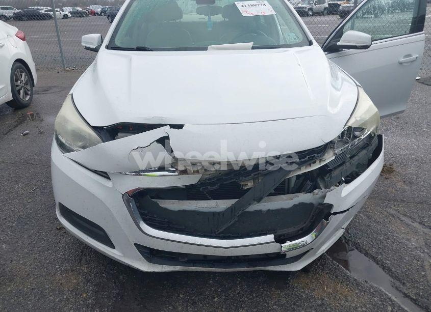 Photo 6 of 2015 Chevrolet Malibu 1LT (VIN 1G11C5SL0FF190400)