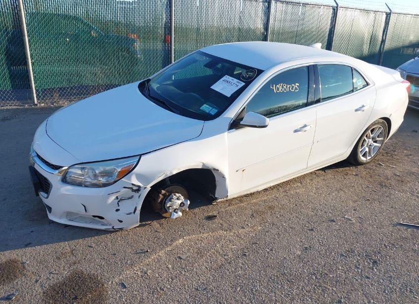 Photo 2 of 2015 Chevrolet Malibu 1LT (VIN 1G11C5SL0FF200696)