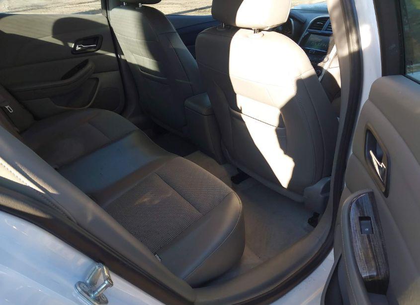 Photo 8 of 2015 Chevrolet Malibu 1LT (VIN 1G11C5SL0FF209558)