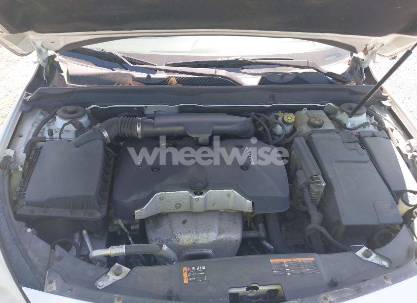 Photo 10 of 2015 Chevrolet Malibu 1LT (VIN 1G11C5SL0FF218924)