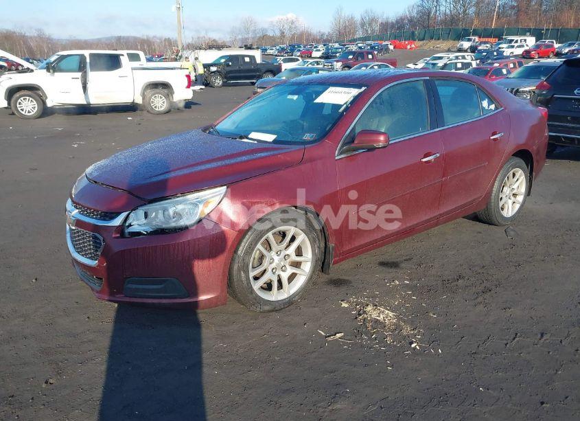 Photo 2 of 2015 Chevrolet Malibu 1LT (VIN 1G11C5SL0FF231270)