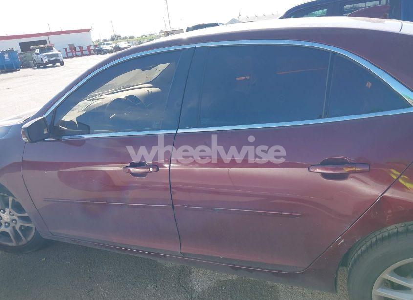 Photo 14 of 2015 Chevrolet Malibu 1LT (VIN 1G11C5SL0FF269002)