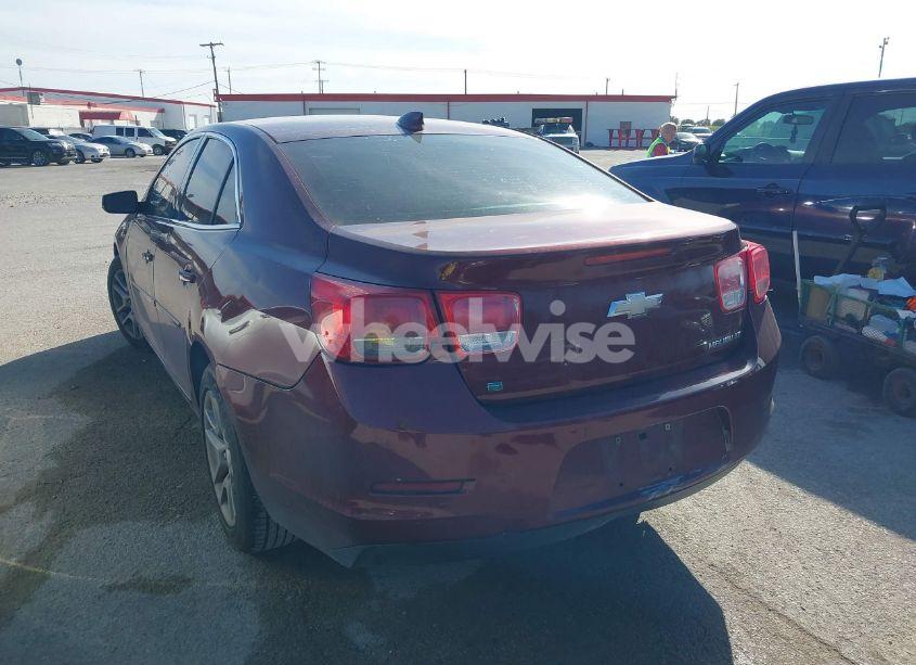 Photo 3 of 2015 Chevrolet Malibu 1LT (VIN 1G11C5SL0FF269002)