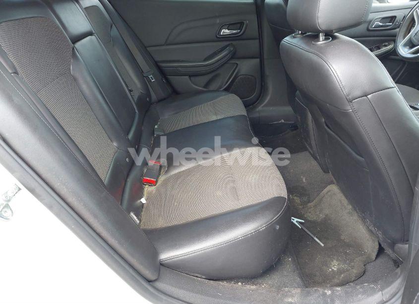Photo 8 of 2015 Chevrolet Malibu 1LT (VIN 1G11C5SL0FF315752)