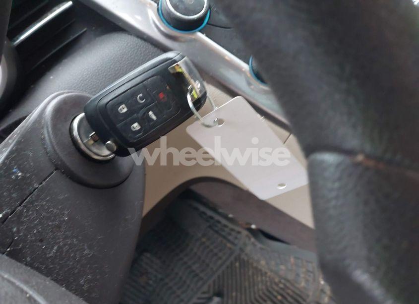 Photo 11 of 2015 Chevrolet Malibu 1LT (VIN 1G11C5SL0FU100674)