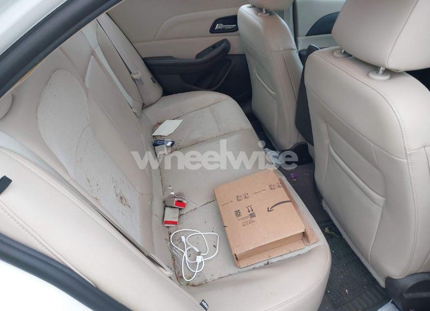 Photo 8 of 2015 Chevrolet Malibu 1LT (VIN 1G11C5SL0FU100674)