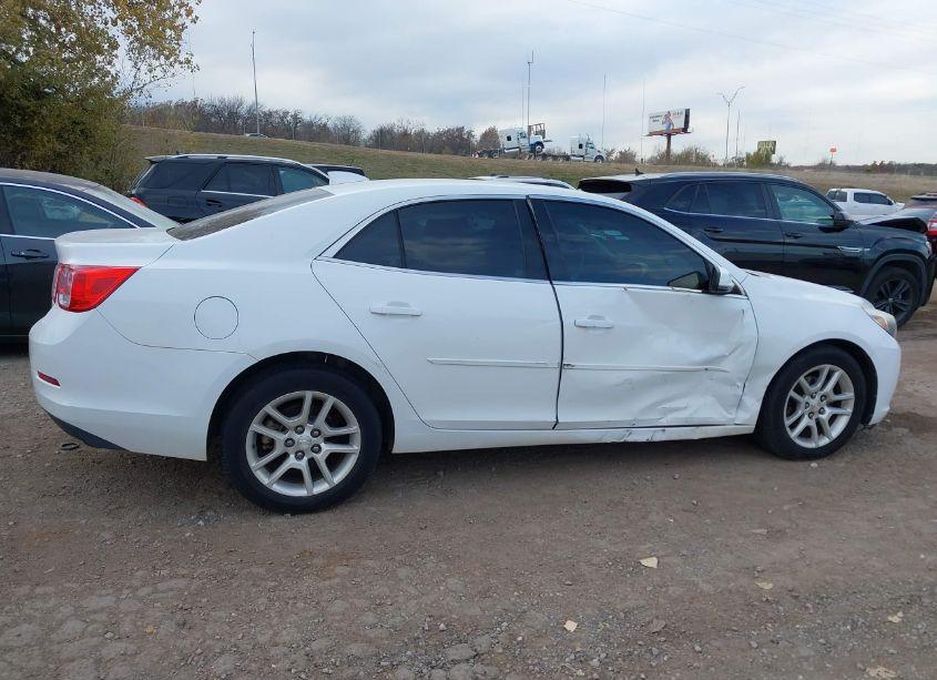 Photo 13 of 2015 Chevrolet Malibu 1LT (VIN 1G11C5SL0FU128460)