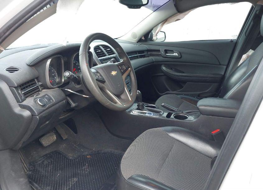 Photo 5 of 2015 Chevrolet Malibu 1LT (VIN 1G11C5SL0FU128460)