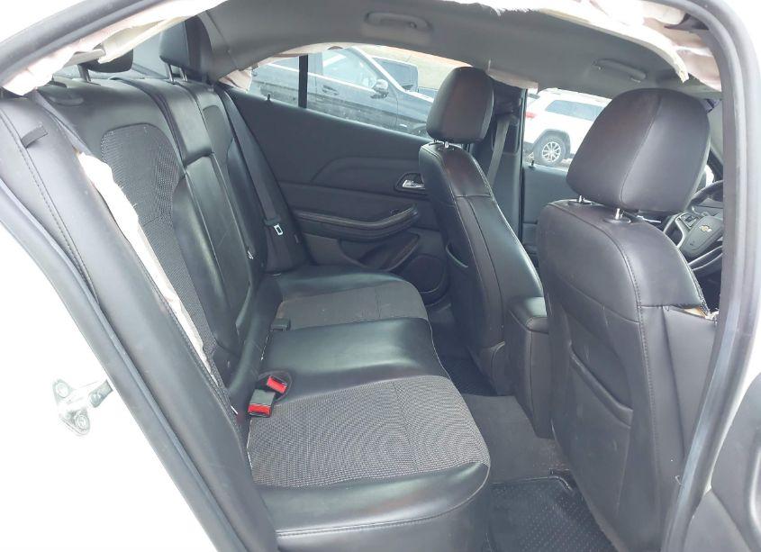 Photo 8 of 2015 Chevrolet Malibu 1LT (VIN 1G11C5SL0FU128460)