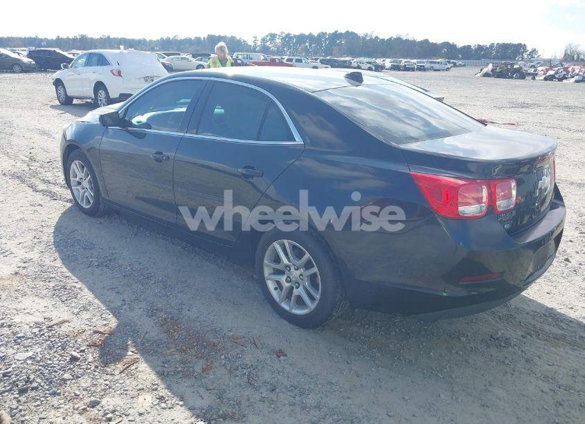 Photo 3 of 2014 Chevrolet Malibu 1LT (VIN 1G11C5SL1EF208191)