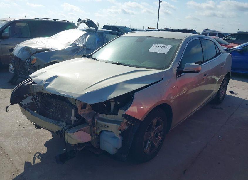 Photo 2 of 2014 Chevrolet Malibu 1LT (VIN 1G11C5SL1EF262865)