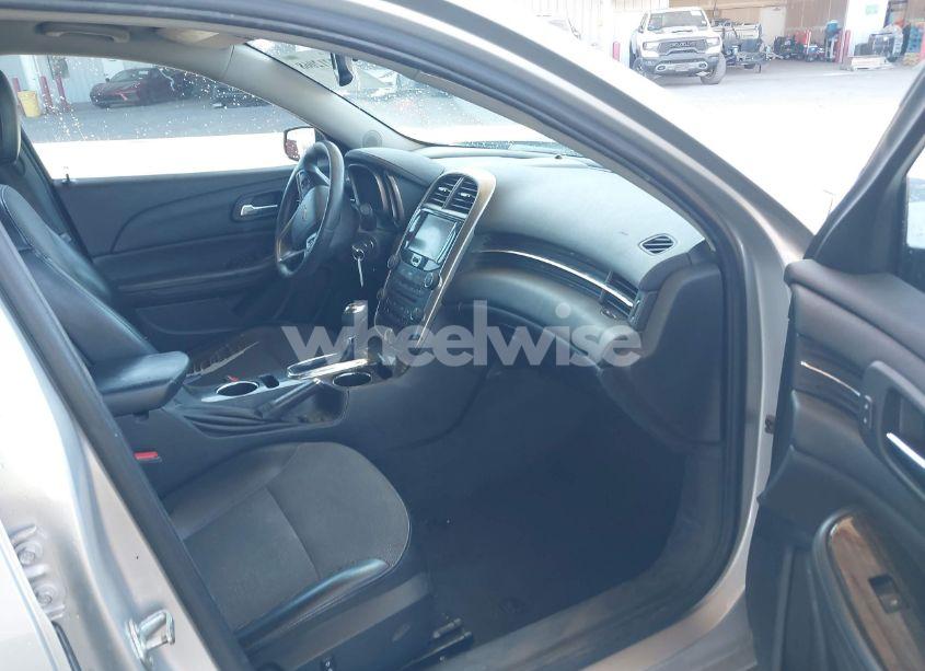 Photo 5 of 2014 Chevrolet Malibu 1LT (VIN 1G11C5SL1EF303222)