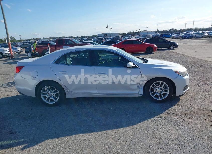 Photo 13 of 2015 Chevrolet Malibu (VIN 1G11C5SL1FF134840)