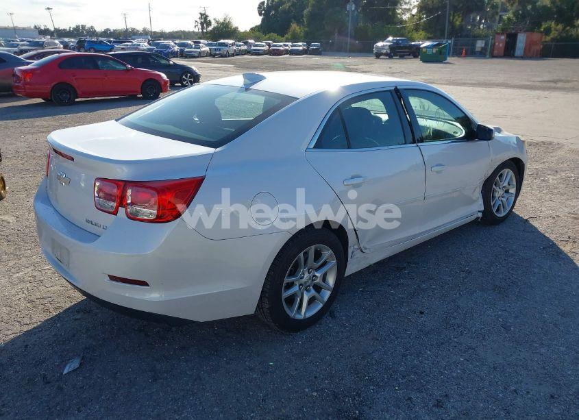 Photo 4 of 2015 Chevrolet Malibu (VIN 1G11C5SL1FF134840)