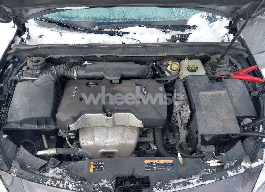 Photo 10 of 2015 Chevrolet Malibu 1LT (VIN 1G11C5SL1FF138368)