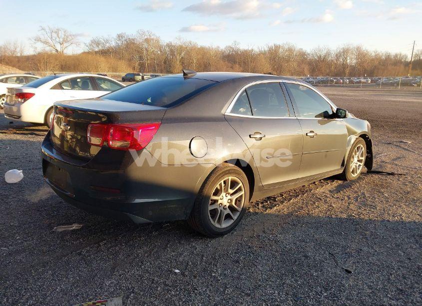 Photo 4 of 2015 Chevrolet Malibu 1LT (VIN 1G11C5SL1FF196769)