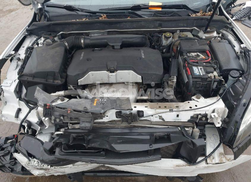 Photo 10 of 2015 Chevrolet Malibu 1LT (VIN 1G11C5SL1FF285757)