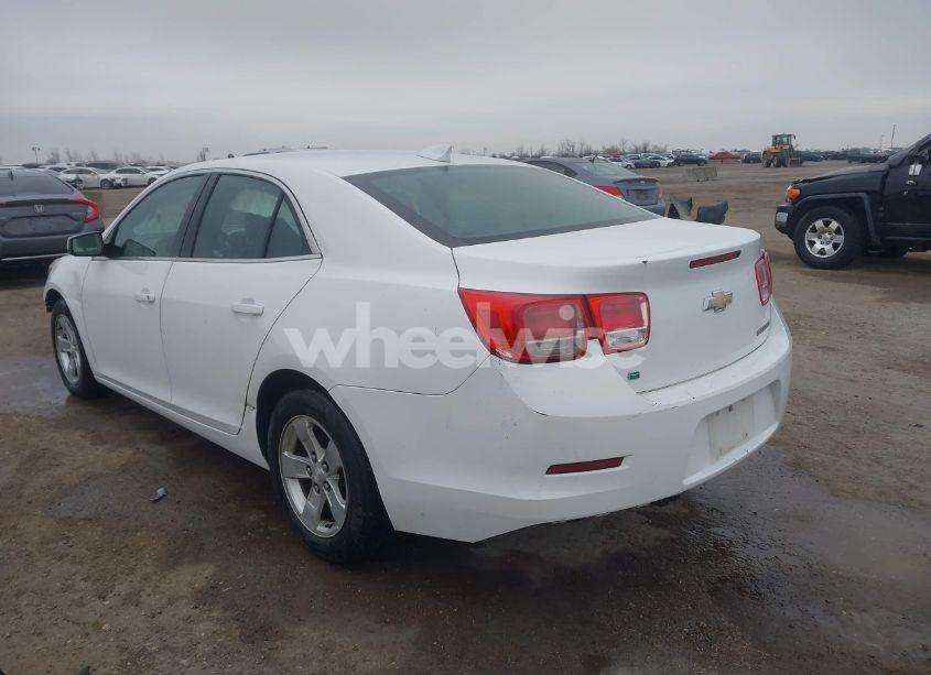 Photo 3 of 2015 Chevrolet Malibu 1LT (VIN 1G11C5SL1FF285757)