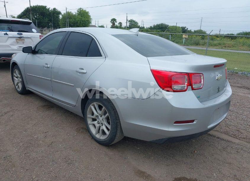 Photo 3 of 2015 Chevrolet Malibu 1LT (VIN 1G11C5SL1FF288710)